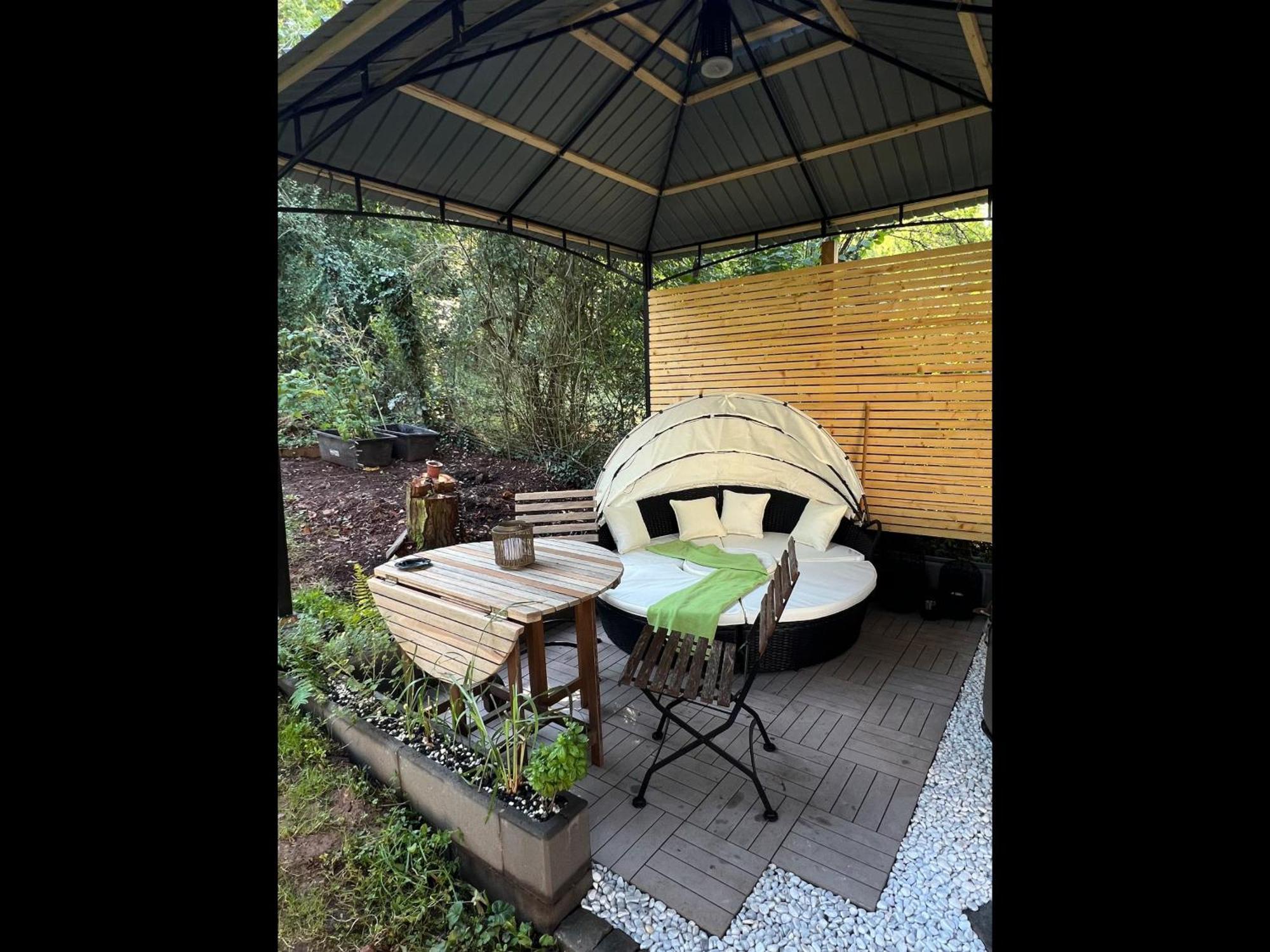 Gemuetliche Rustikale Wohnung Mit Kamin Und Optionalem Whirlpool バート・ゾーベルンハイム エクステリア 写真