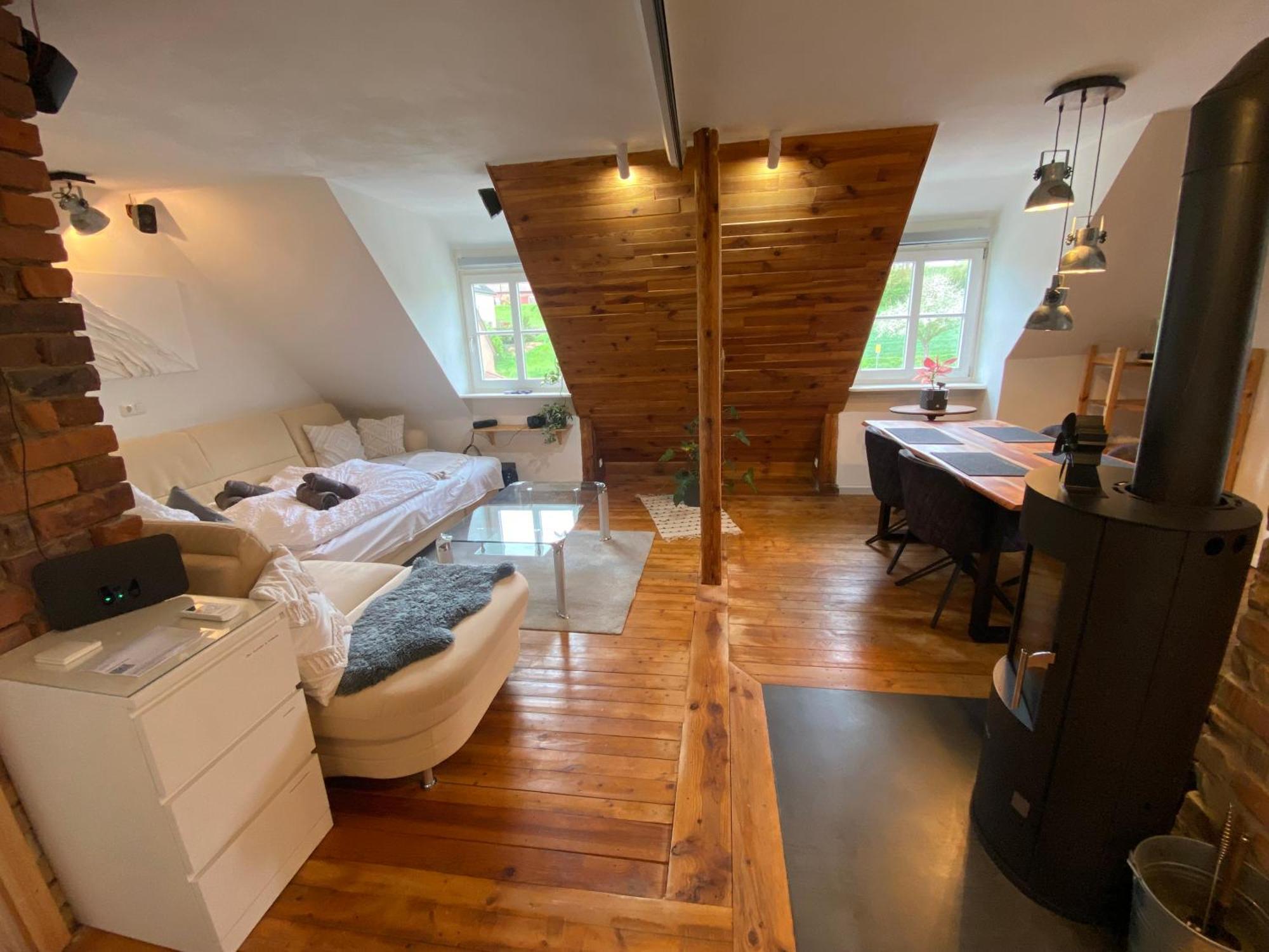 Gemuetliche Rustikale Wohnung Mit Kamin Und Optionalem Whirlpool バート・ゾーベルンハイム エクステリア 写真