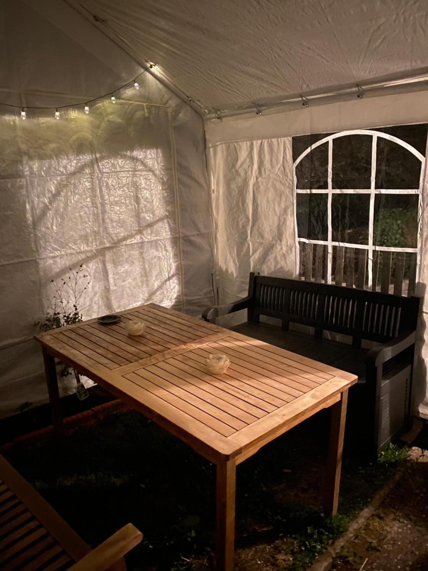 Gemuetliche Rustikale Wohnung Mit Kamin Und Optionalem Whirlpool バート・ゾーベルンハイム エクステリア 写真